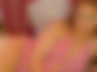 Live cam show with Lexi - Shaved Pussy on Camsoda
