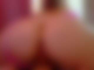 Live cam show with Lexi - Blonde Hair HD on Camsoda