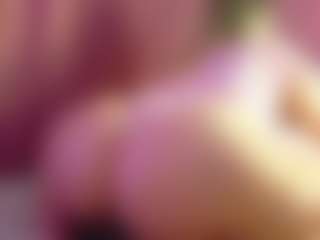 Live cam show with Lexi - BBW on Camsoda