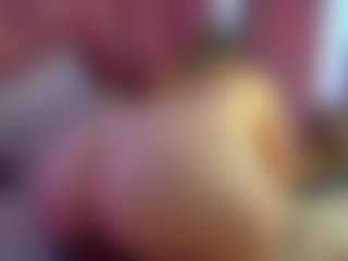 Live cam show with Lexi - Blue Eyes on Camming Site