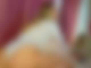 Live cam show with Lexi - Blonde Hair College on Camsoda