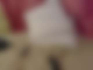 Live cam show with Lexi - Fuck on Camsoda