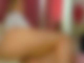Live cam show with Lexi - Natural on Camsoda
