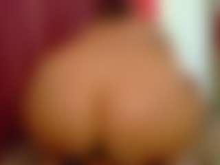 Live cam show with Lexi - Asshole Curvy on CamSextacy
