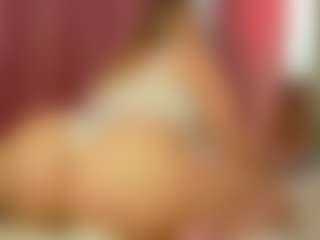 Live cam show with Lexi - Moaning on CamSodaAdn