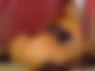 Live cam show with Lexi - Striptease on Milfs Live
