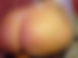 Live cam show with Lexi - Striptease on madthumbs