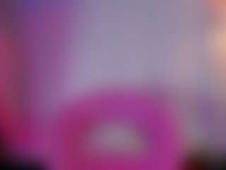 Live cam show with Manu Velez - Solo on sexytreat.net
