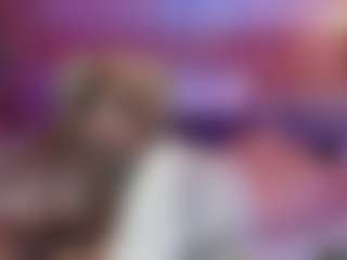 Live cam show with Manu Goth - Average on Camsoda