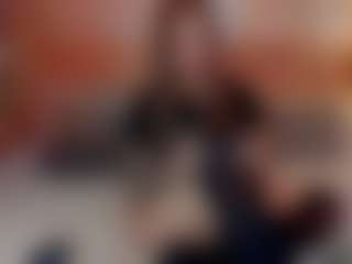 Live cam show with Manu Goth - Public on instabang