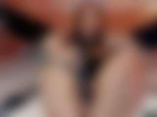 Live cam show with Manu Goth - Tease on CamSodaAdn