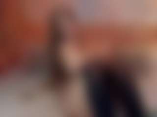 Live cam show with Manu Goth - Tease Blonde Hair on Pornisteam.com