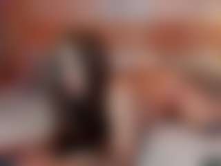Live cam show with Manu Goth - Blonde Hair on Milf Play