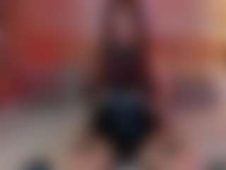Live cam show with Manu Goth - Fetish Curvy on Camsoda