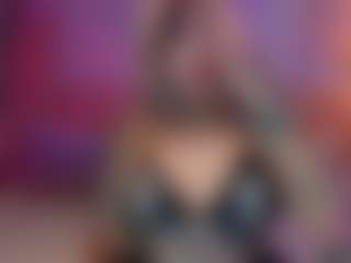 Live cam show with Manu Goth - Smoking on Camsoda