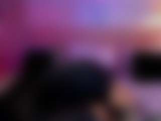 Live cam show with Manu Goth - Blonde Hair HD on Milfs Live