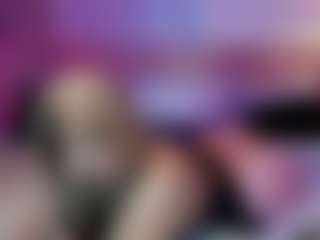Live cam show with Manu Goth - Smoking on Camsoda