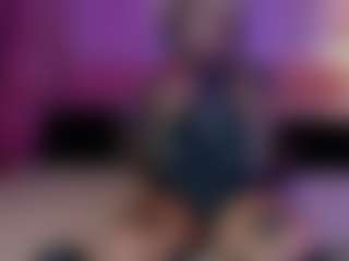 Live cam show with Manu Goth - Natural on Camsoda