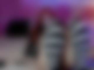 Live cam show with Manu Goth - American MILF on liverealitysex.com | colombia