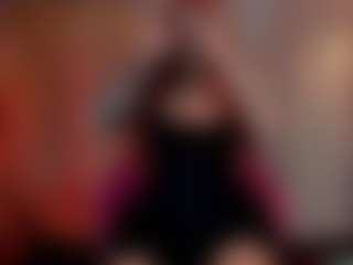Live cam show with Manu Goth - Public on MyBangCams