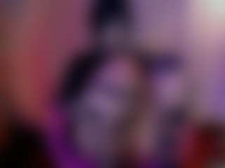 Live cam show with Manu Goth - Blonde Hair Curvy on Camsoda
