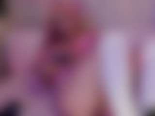 Live cam show with Manu Goth - Strip Latina on Dare Cams | colombia