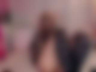 Live cam show with Manu Goth - Bedroom Latina on CamwithHer | colombia