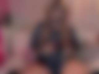 Live cam show with Manu Goth - Big Tits on Camsoda