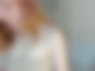 Live cam show with YunaPeace - Average on Camsoda