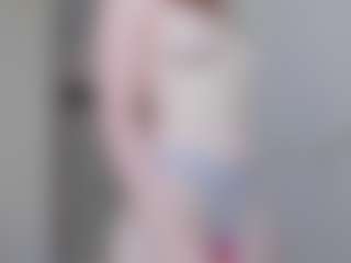 Live cam show with YunaPeace - Shaved Pussy on x69.live