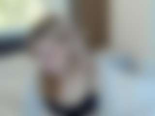 Live cam show with YunaPeace - Kinky on livesexfox.com