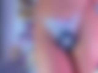 Live cam show with michellets - Cumshot on pussylord.com
