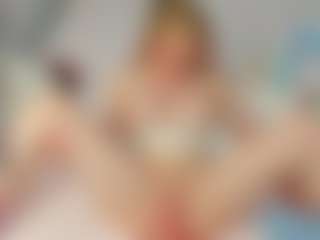 Live cam show with EmillyHart - Public on Taboo Cams XXX