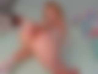 Live cam show with EmillyHart - Handjob on Taboo Cams XXX