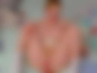 EmillyHart's Live Sex Cam Show