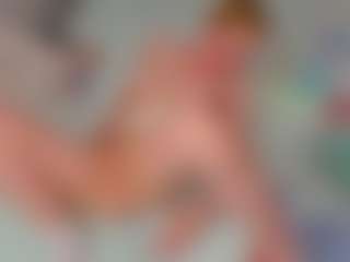 EmillyHart's Live Sex Cam Show