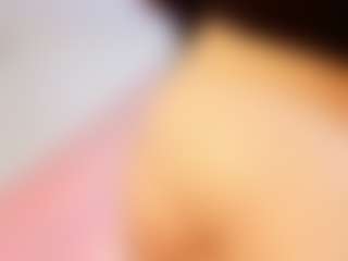 Live cam show with LILITH SAVETT - Facial on SinfulBabes