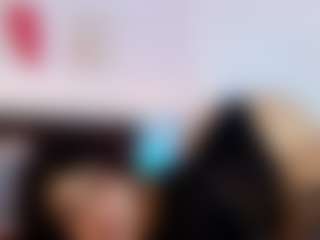Live cam show with LILITH SAVETT - Facial Piercings on Dolls Live