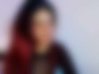 Live cam show with LILITH SAVETT - Young Adult on Hubzter Live