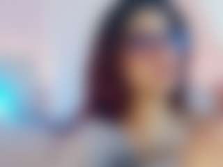 Live cam show with LILITH SAVETT - Bikini on SmokeAndPoke