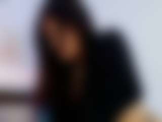 Live cam show with LILITH SAVETT - Petite on liverealitysex.com