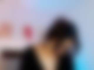 Live cam show with LILITH SAVETT - Facial on Soda Cam