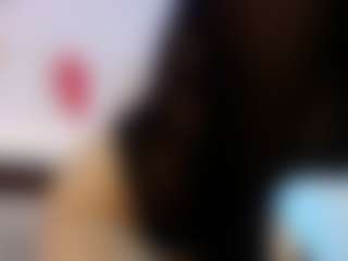 Live cam show with LILITH SAVETT - Bedroom on crypto-cams