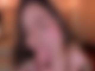 Live cam show with MarianneLane - Big Ass on madthumbs