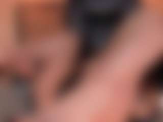 Live cam show with MarianneLane - Living Room on Gym Cam Girls