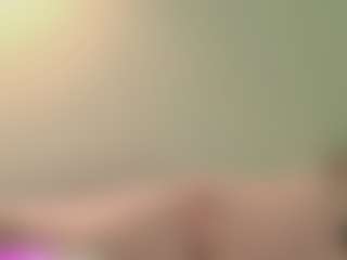 sweet-petiite's Live Sex Cam Show