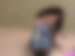 sweet-petiite's Live Sex Cam Show