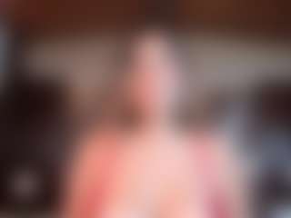 Live cam show with Isabellaa-Joness - Fingers on Hubzter Live