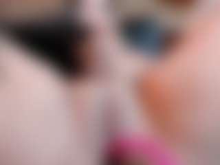 Live cam show with Isabellaa-Joness - Bedroom on Mixed Magazine Live