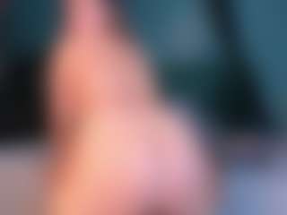 Live cam show with Isabellaa-Joness - Bedroom on madthumbs